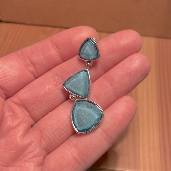 Costume Turquoise Dangle Earrings - Picture 2 of 3